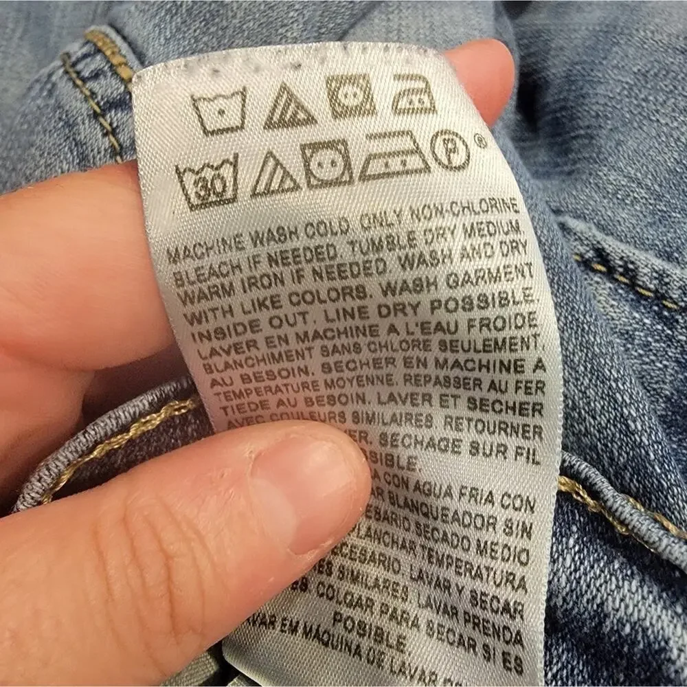 Juniors Levi Medium Wash Skinny Jeans Size 1 - Picture 2 of 11